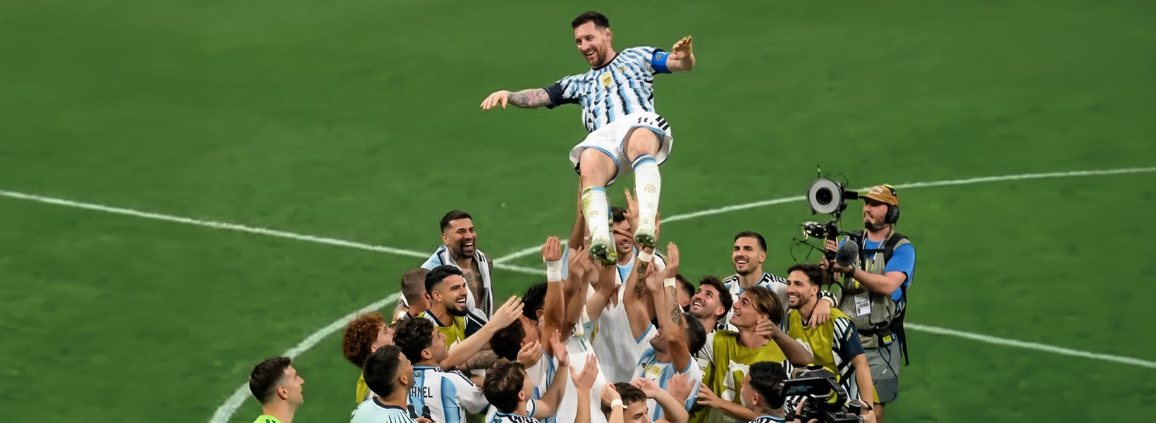 Arriba, Messi